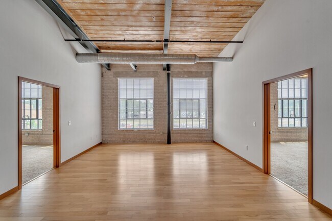 Photo - Woolen Mills Lofts