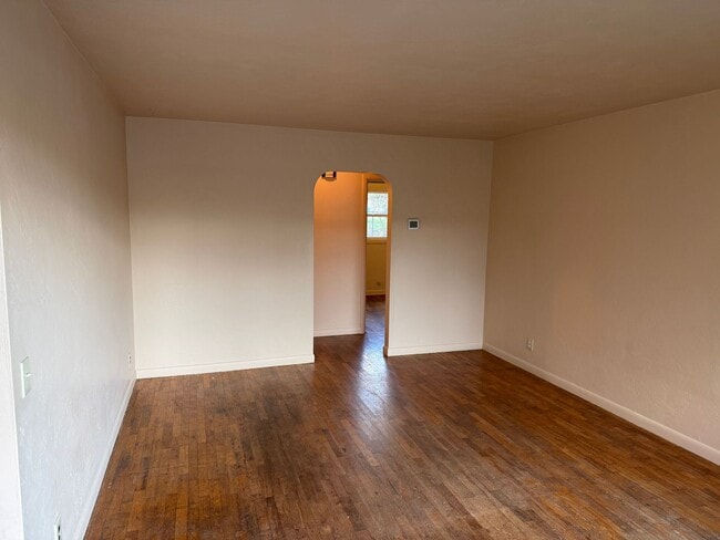 Photo - Updated 2 bedroom 1 bath duplex in Eugene!