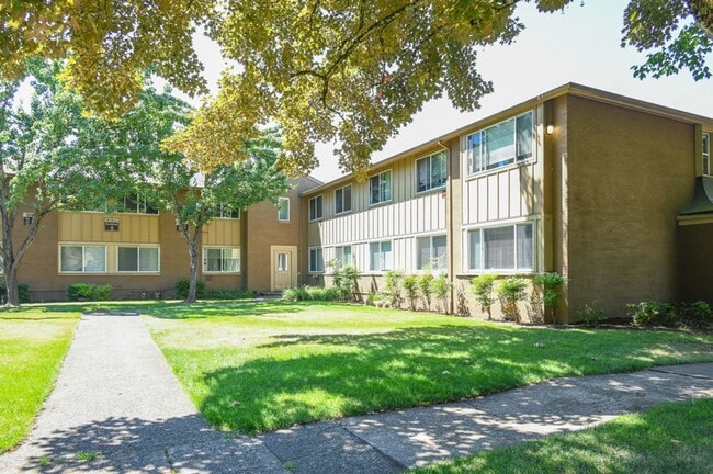 Photo - The Ellington Apartments