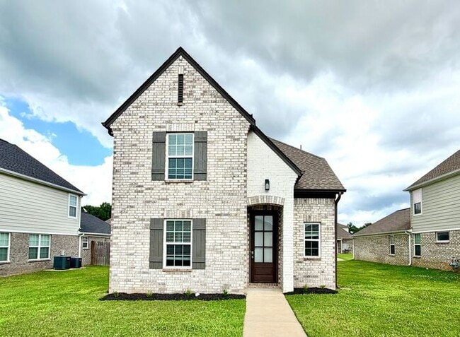 Building Photo - Now Leasing a 4-bedroom 2.5 bath home in Southaven @ Rasco Farms