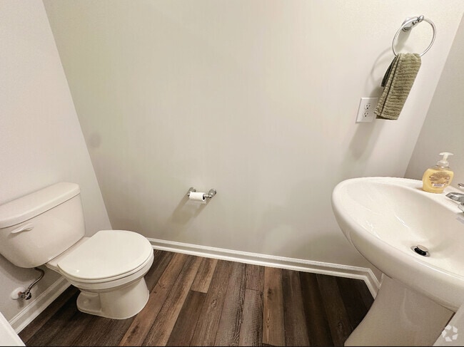 Building Photo - 102 Ivy Vine Wy Rental