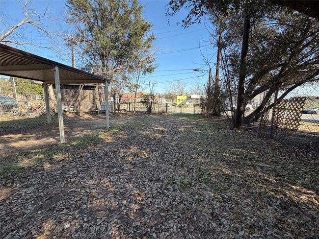 Photo - 1505 Robert Weaver Ave