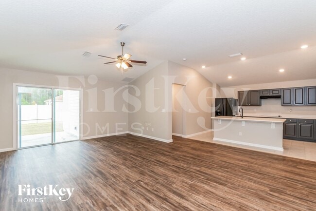 Photo - 9745 Bridgeway Ave