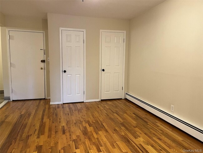 Photo - 410 Jericho Tpke Unit 2B