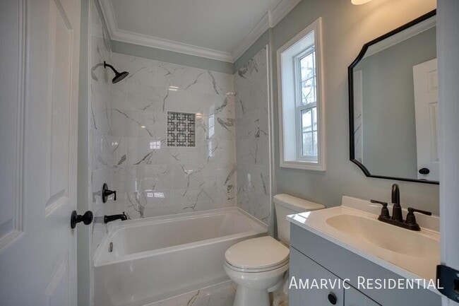 Photo - 3541 Zeno St