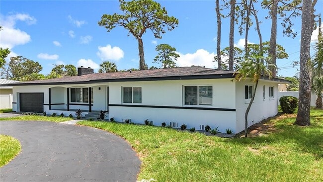 Building Photo - 1216 Robin Rd S Rental