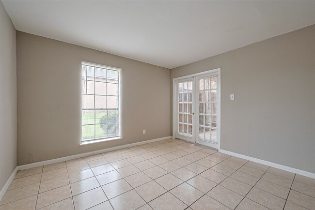 Photo - 9090 S Braeswood Blvd