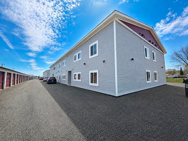 Laurentian Apartments