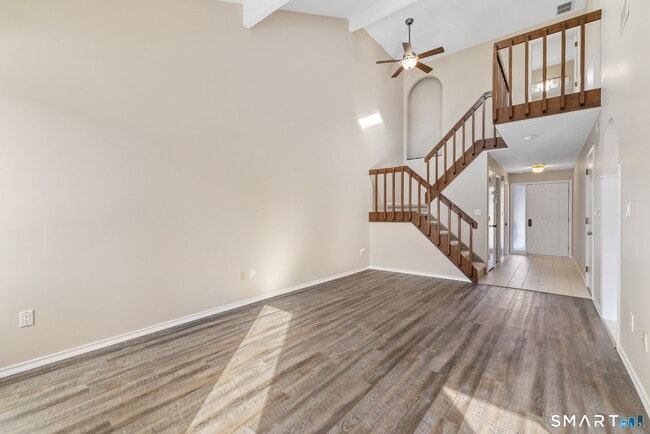 Photo - 68 Copper Beech Dr Unit 68