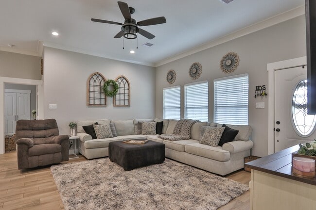 Photo - 13202 Cardin Ln