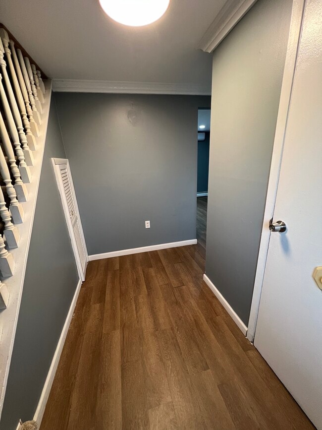 Photo - 37 John St Unit 1