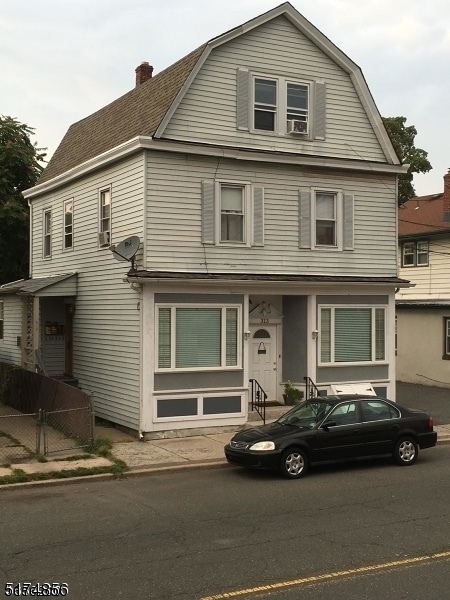 Building Photo - 313 Hoover Ave Unit 3