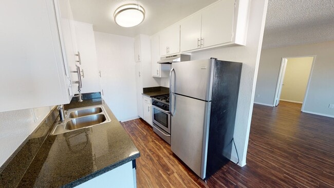 Photo - Royal Terrace Apartments