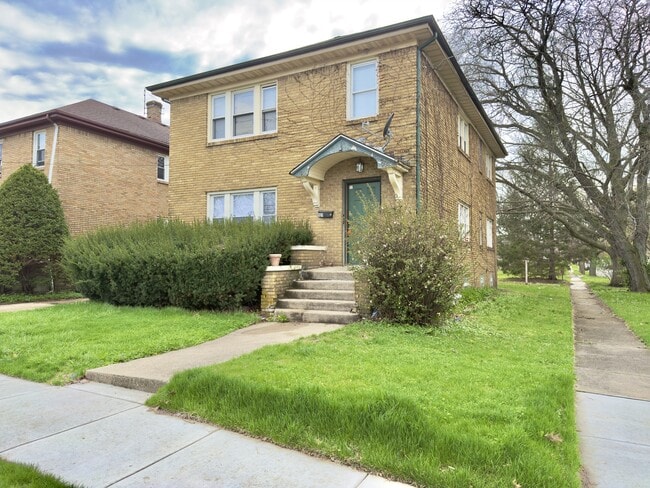 Building Photo - 901-903 14th St Unit 901