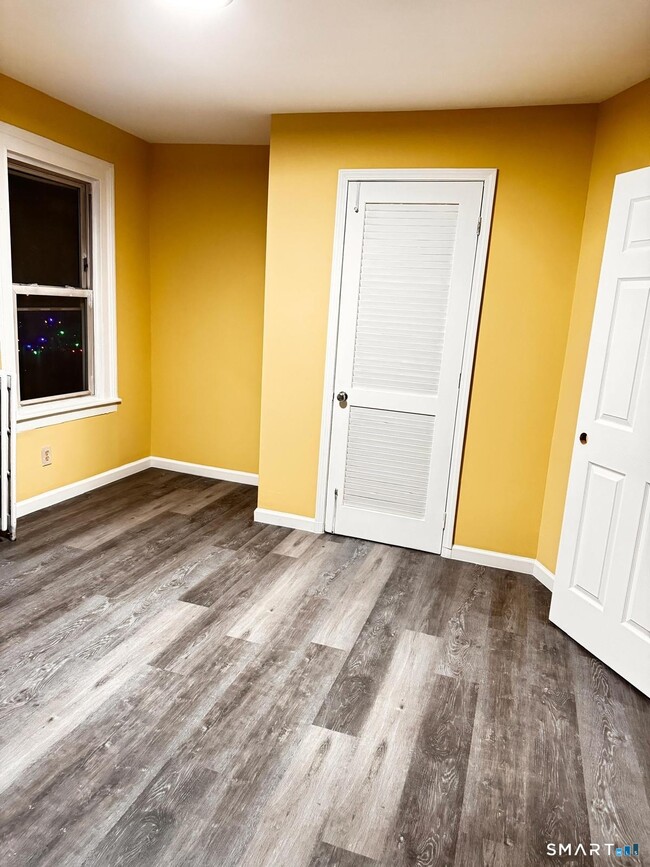 Photo - 250 Orange St