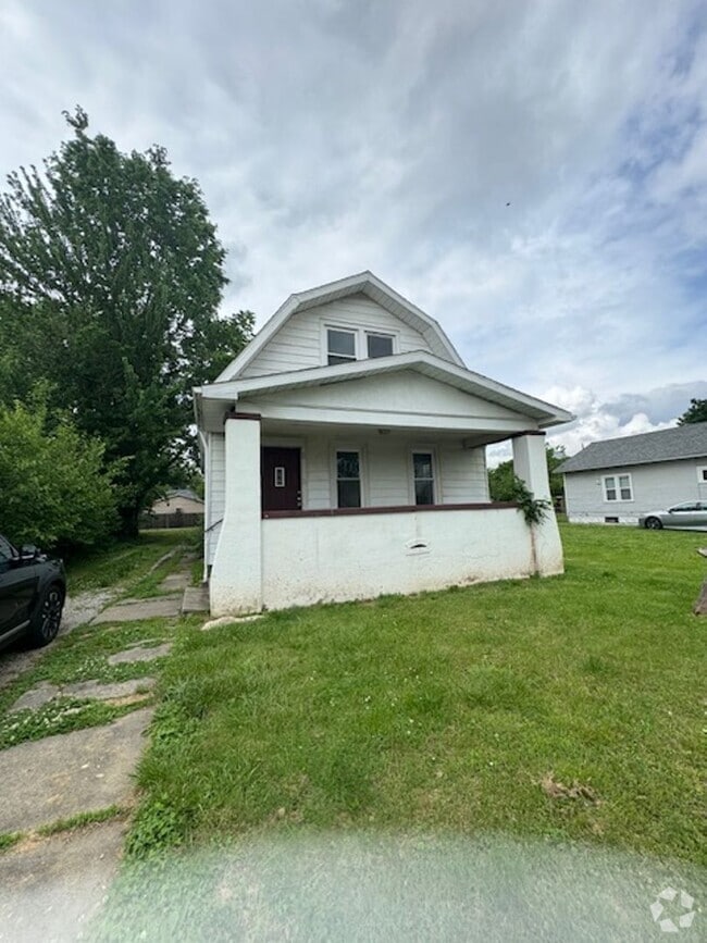 Building Photo - 1502 E Indiana St Rental