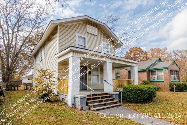 Photo - 304 12th St SW