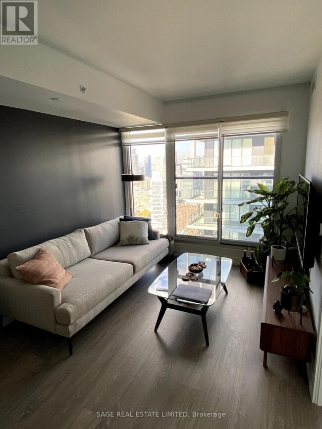 Photo - 181 Dundas St E Unit 5512