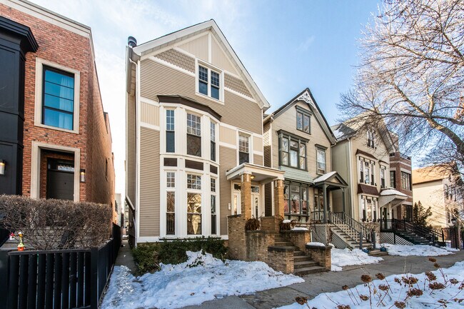 Photo - 1325 W Wolfram St Unidad 1