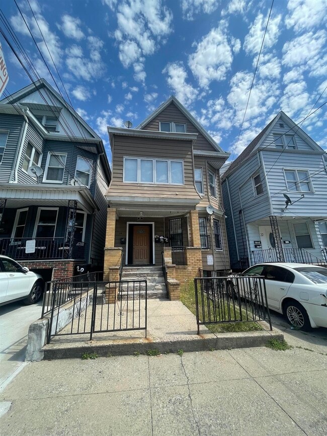 Photo - 24 Wegman Pkwy Condo