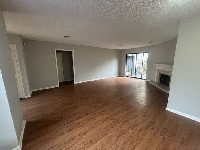 Photo - Updated Spacious Townhome