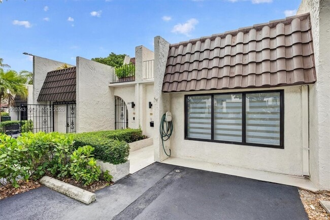Photo - 8875 SW 62nd Terrace