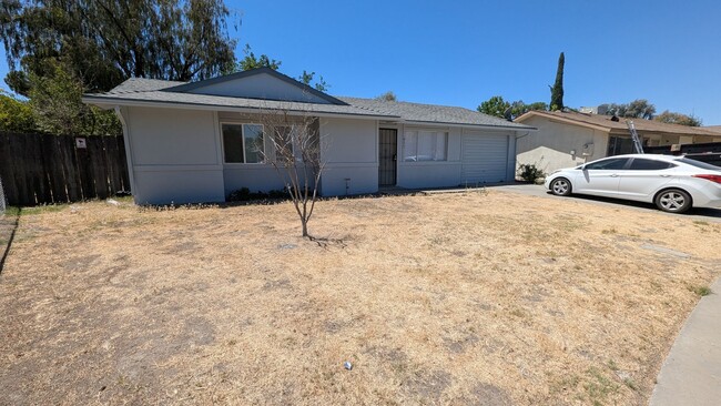 Updated 3 Bedroom 2 Bath Home - Updated 3 Bedroom 2 Bath Home