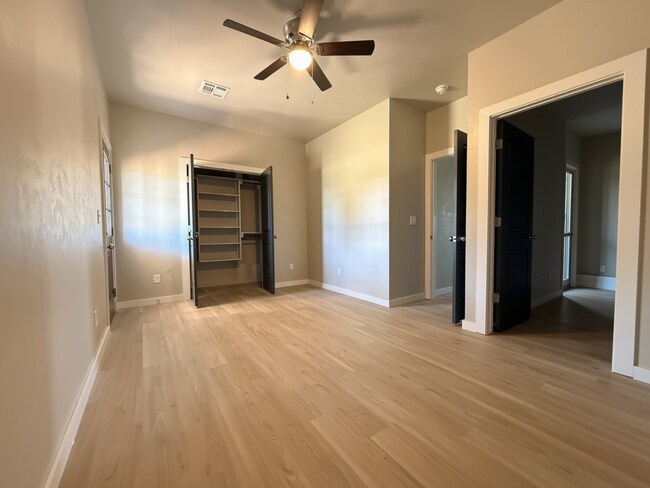 1411 SW Bishop Rd