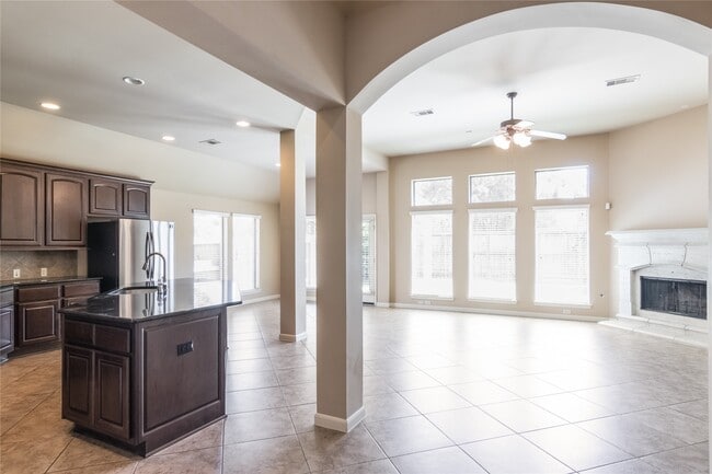 Building Photo - 26519 Longleaf Valley Dr Rental