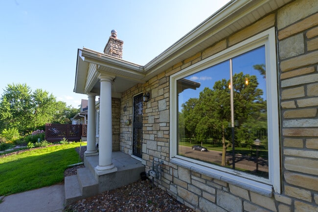 Photo - 5040 Cedar Ave S