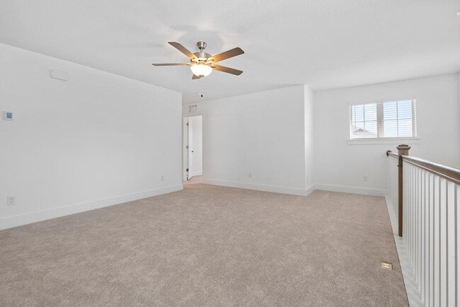 Photo - 140 Darlington Ct