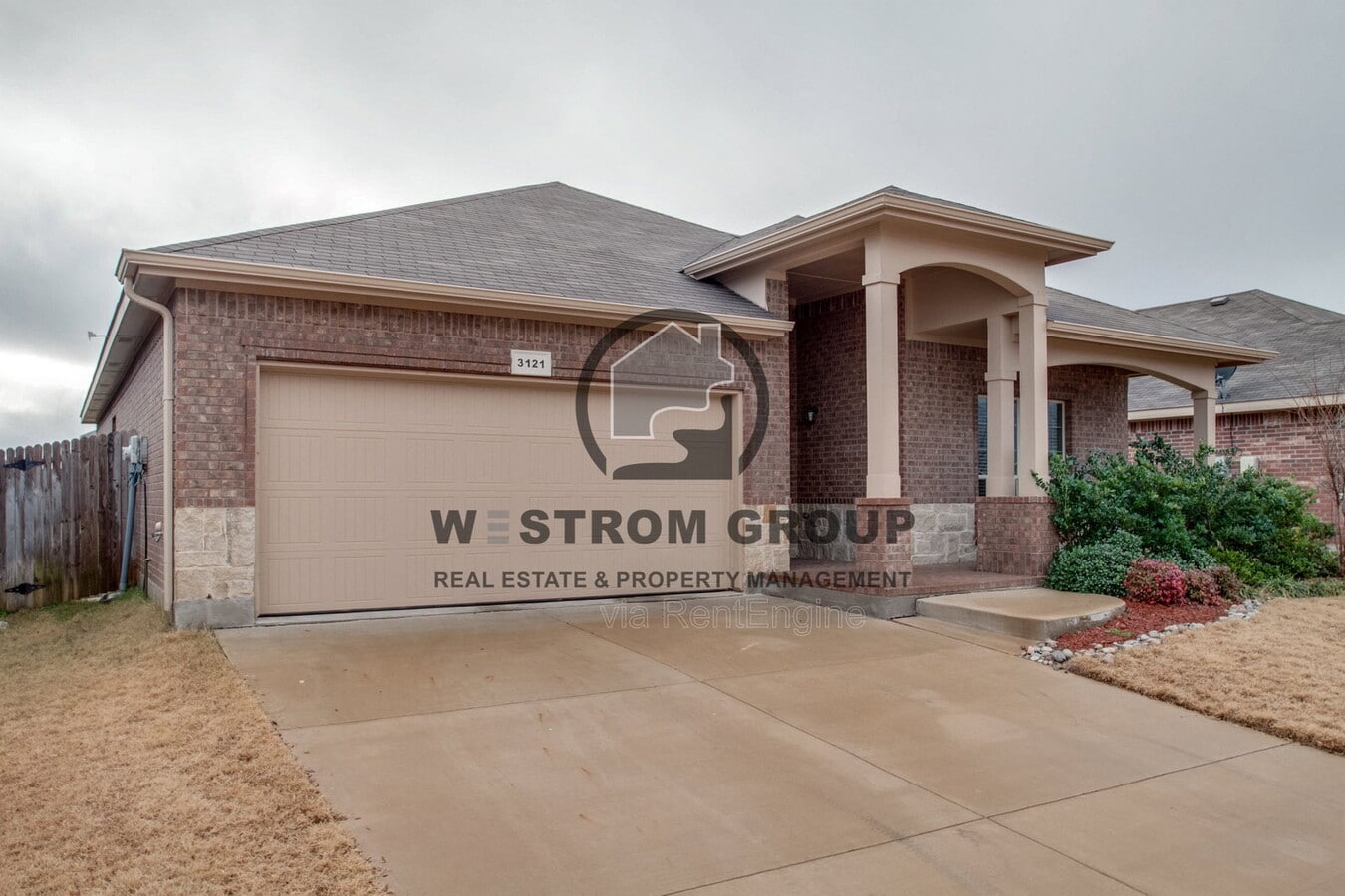 Photo - 3121 Hornbeam St