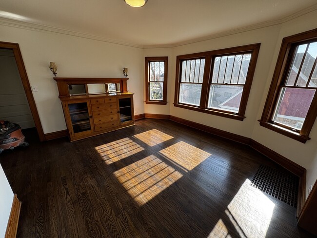 Photo - 115 N Myrtle Ave