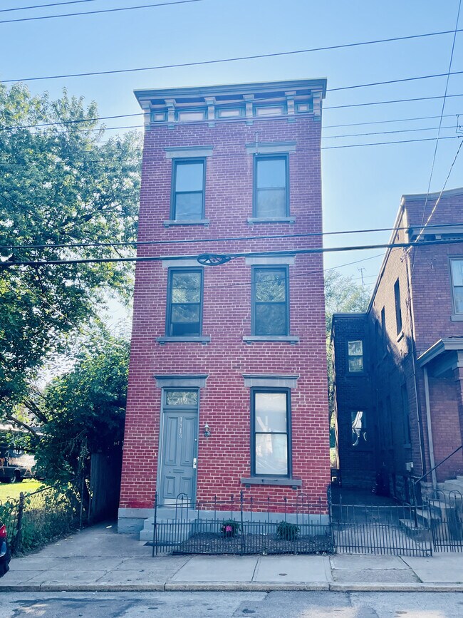 Building Photo - 1813 Highland Ave Unit 2 Rental