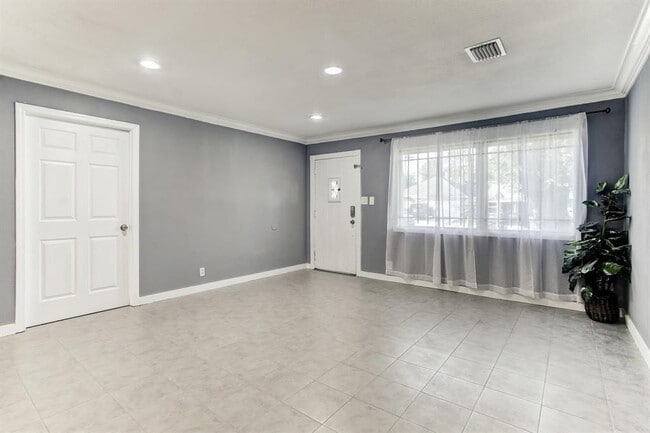 Photo - 9005 Cheer St