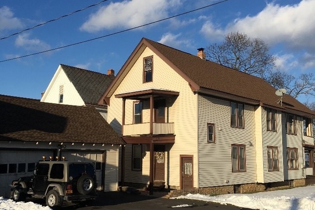 Photo - 42 Kenyon Ct Unit 2