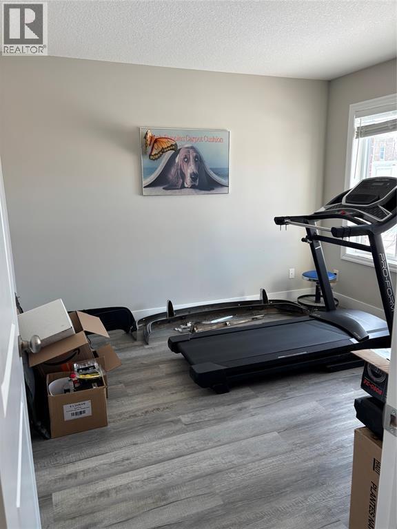 Photo - 111 Allen St