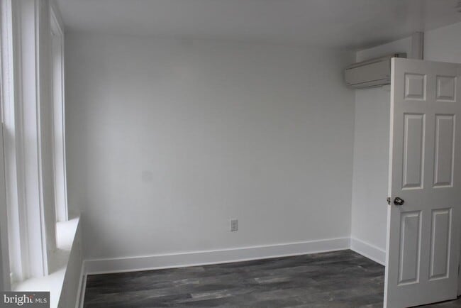 Photo - 1204 Monroe St NW