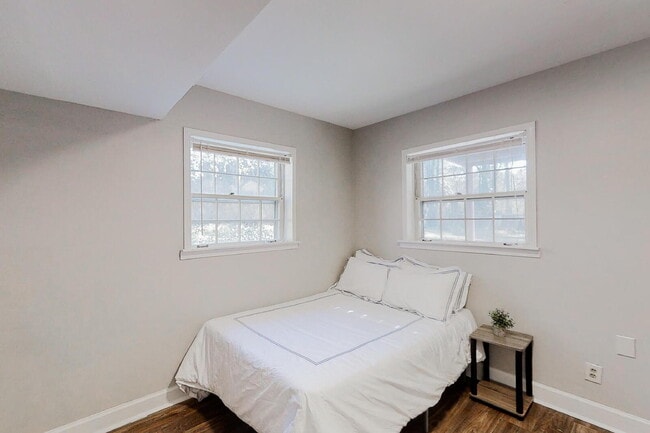 Photo - The Castile | Morrow Home living made easy—just a 3-minute drive to Mt Zion Blvd & E Meyer Dr tra...