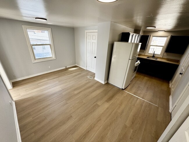 Photo - 491 Church St Unit 2