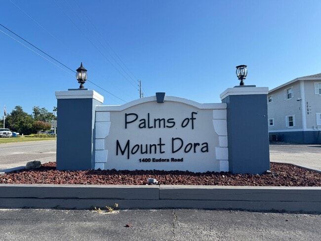 Building Photo - 1 Bed/1 Bath Ground Floor Condo in recentl... Unit A3