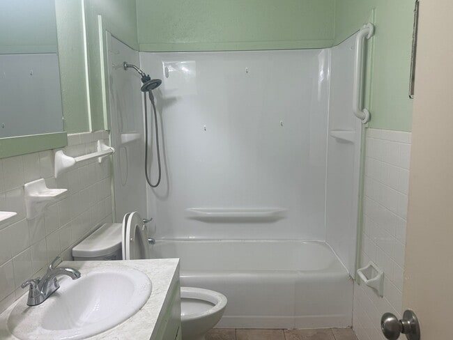 Photo - 4425 Conley Ave
