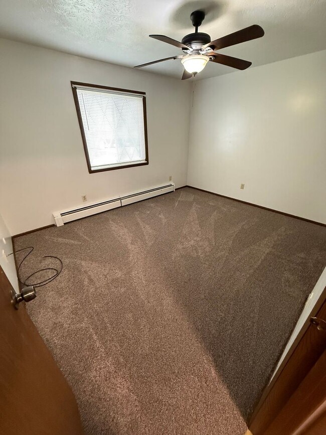 Photo - 8423 Colwyn Ct Unit #3