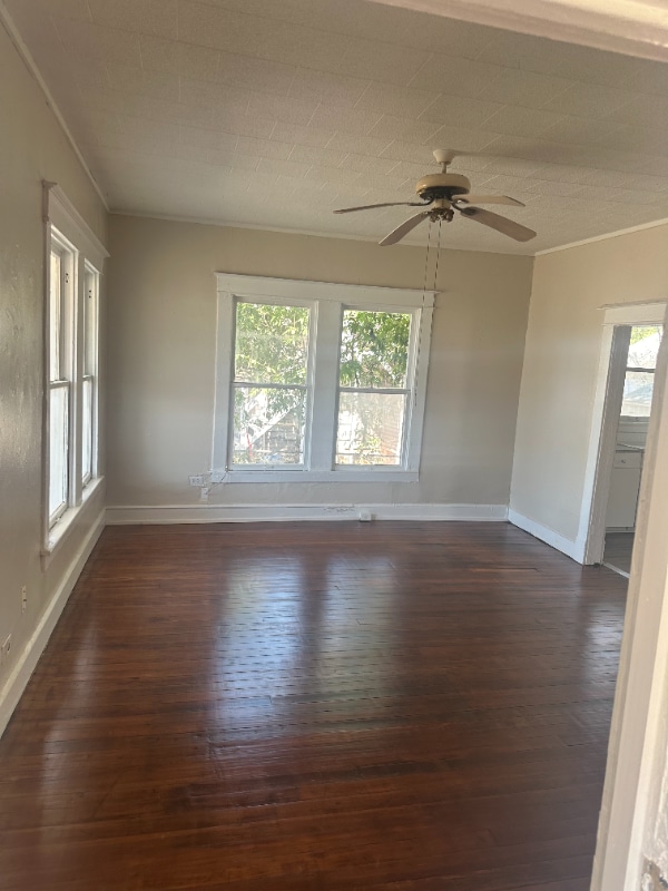 Photo - 1412 Burleson Ave