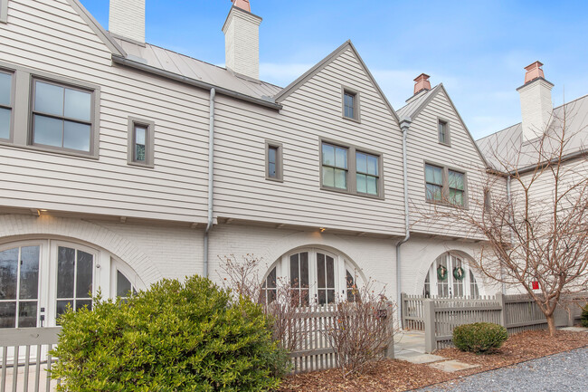 Front Entrance - 365 Sage Ln Townhome