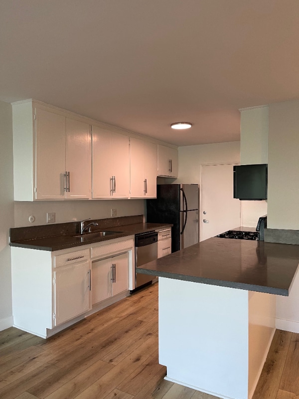 Photo - 1284 Havenhurst Dr Unit 302