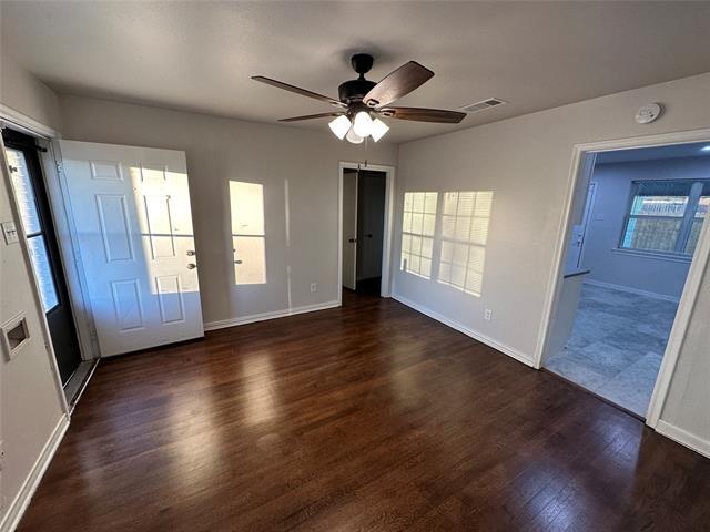 Photo - 2322 Meadow Ln