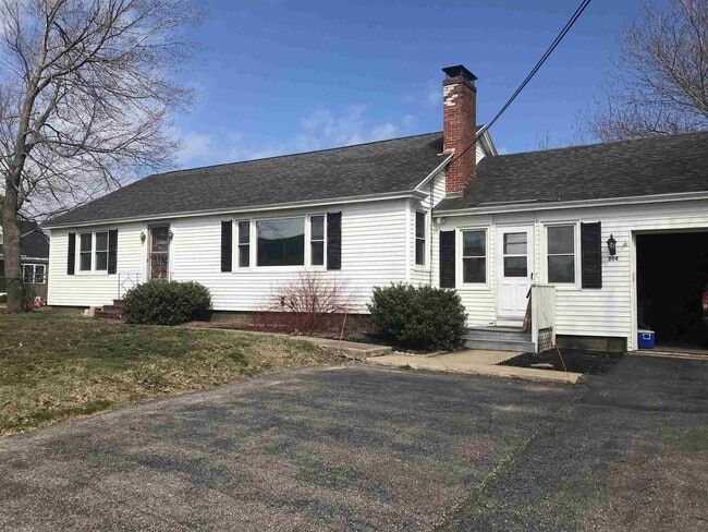 Building Photo - 204 Dover Point Rd Rental