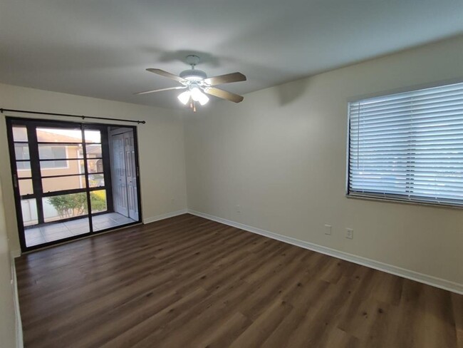 Photo - 6019 Scotchwood Glen Condo Unit 201