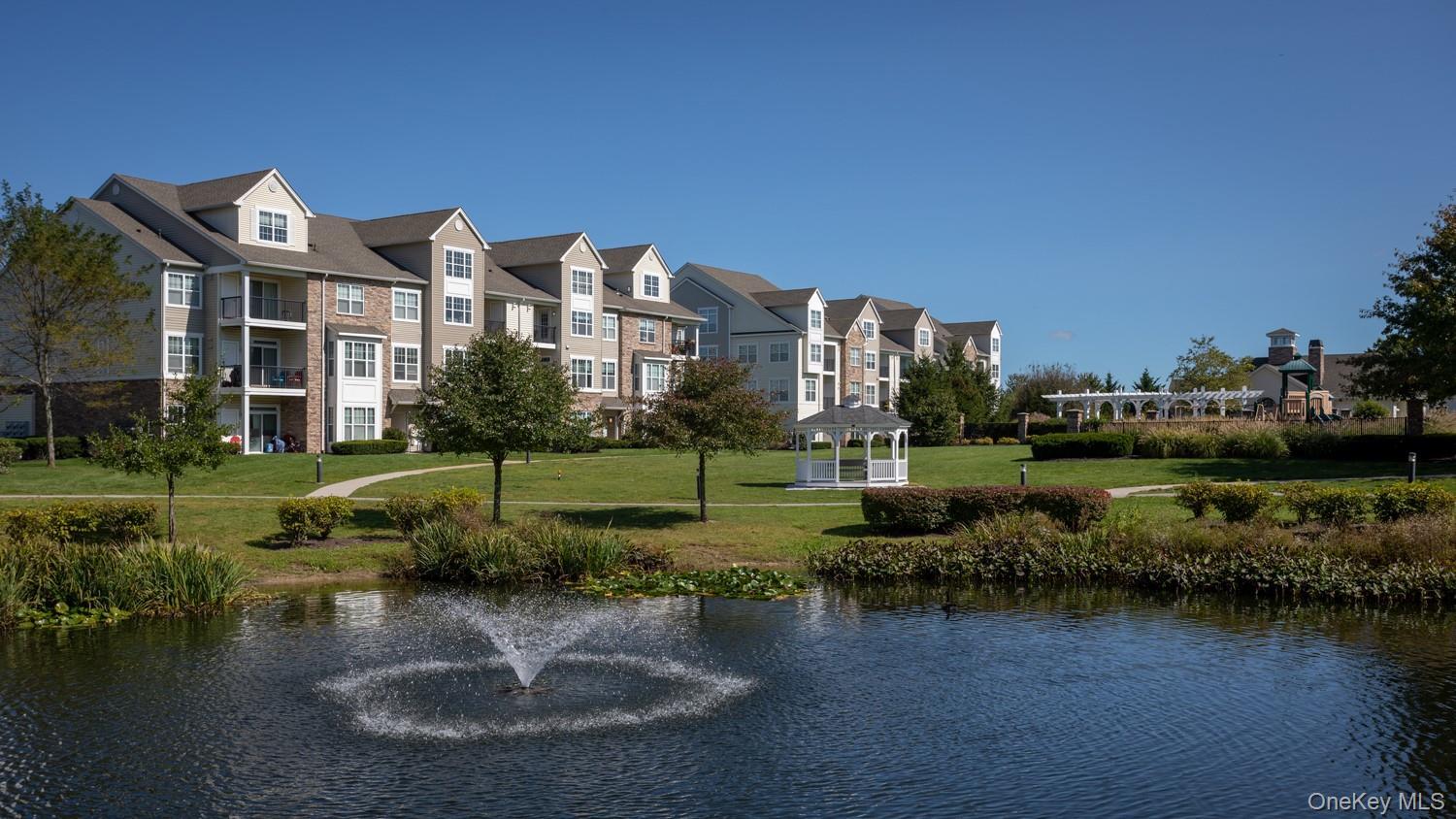 Photo - 1 Charles Pond Dr Unit 7-733